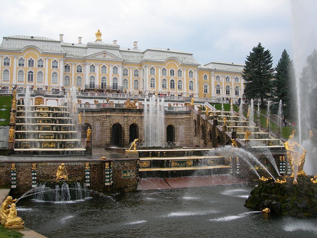 Петров дворац